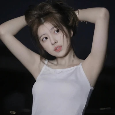简约干净头像女高清图片