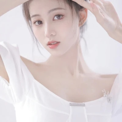 简约干净头像女高清图片