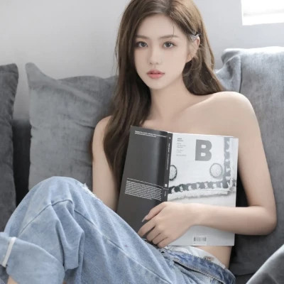 简约干净头像女高清图片