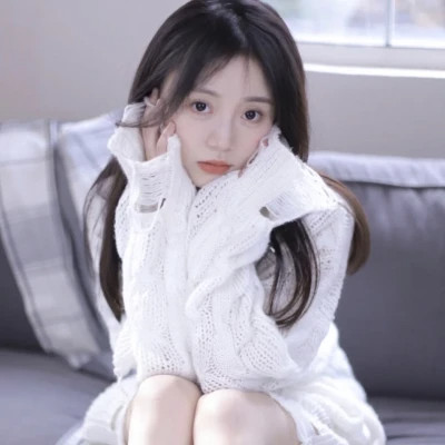 女生干净又耐看的微信头像图片