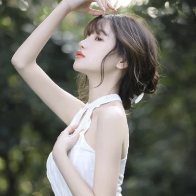 女生干净又耐看的微信头像图片