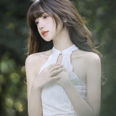 女生干净又耐看的微信头像图片