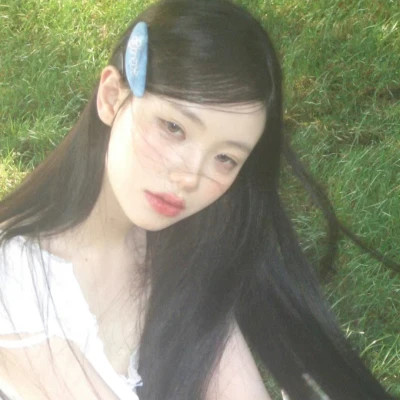 女生2025兔年微信头像图片