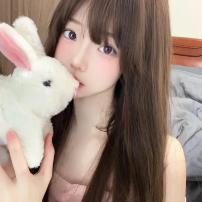 2025年很好看的女生最新版头像