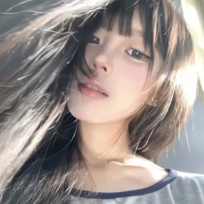 真人女生青春头像图片