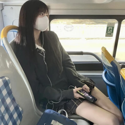青春少女的头像图片
