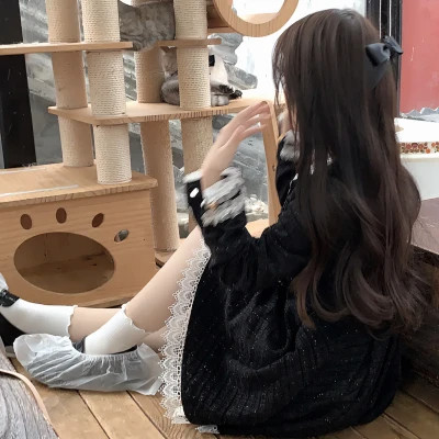 女生不露脸简单头像图片