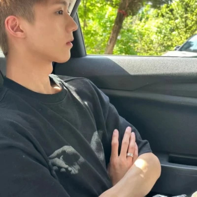 真人男头像图片2025最火爆