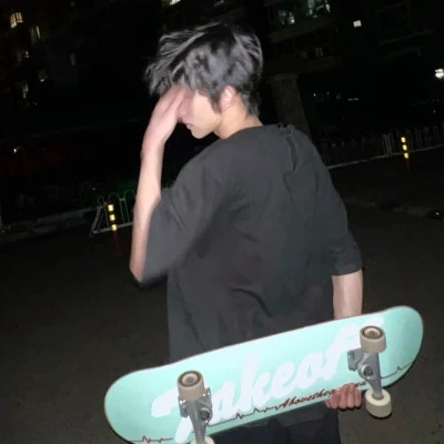 真人男头像图片2025最火爆