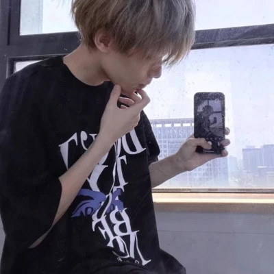 男头真人2025高清图片