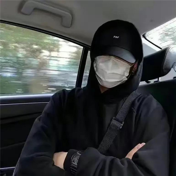 可以很久不用换的男生头像图片
