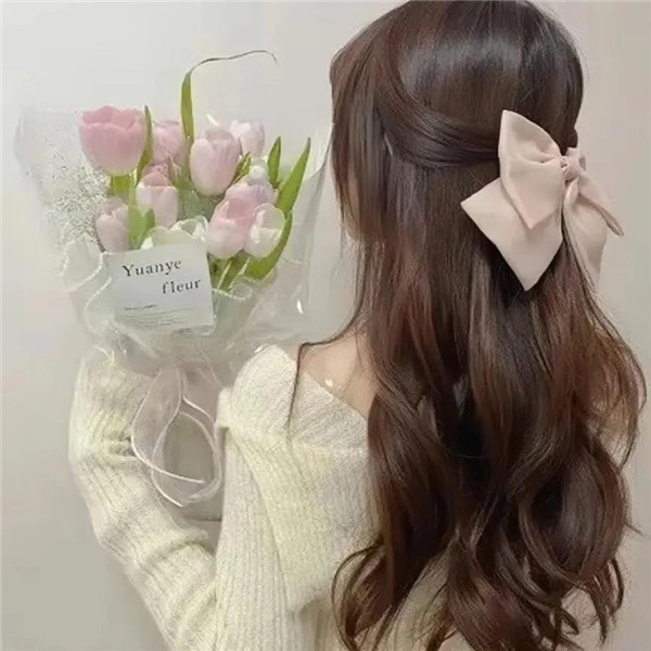 微信好看的手捧花女生头像图片