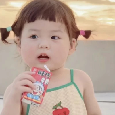 2025年最火的萌娃可爱头像图片