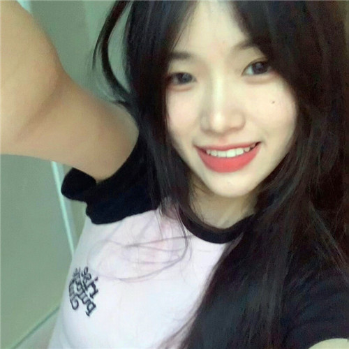 2025年超火真人头像女生高清图片