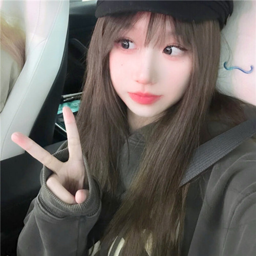 2025微信超火的真人女生头像