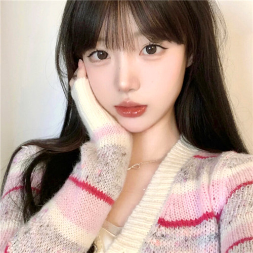 2025微信超火的真人女生头像