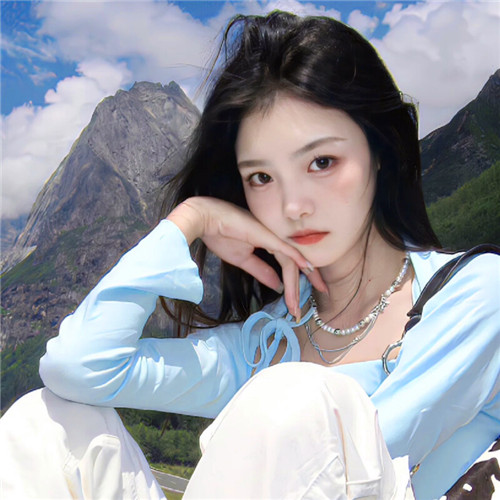 2025年高清女生真人头像图片