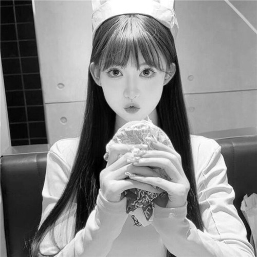 黑白女头像高冷真人2025