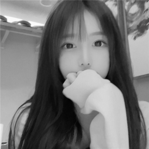 高级范黑白女生头像图片