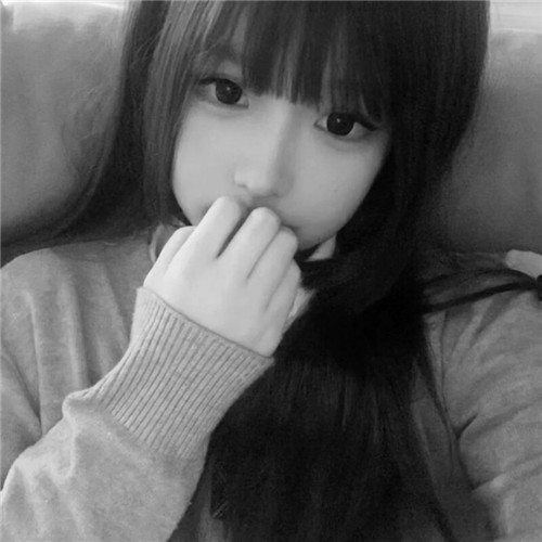 高级范黑白女生头像图片