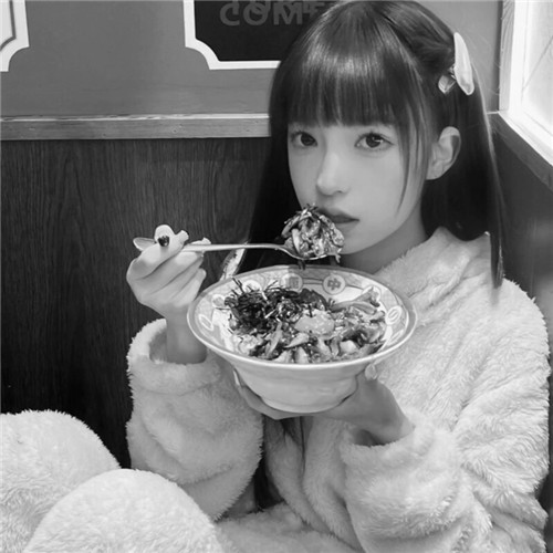 黑白头像高级女