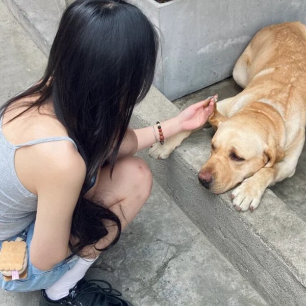 真人露脸图片头像女生