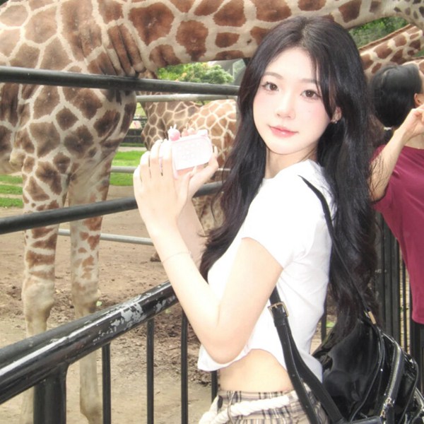 青春真人女生图片头像