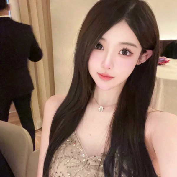 成熟真人图片头像女生