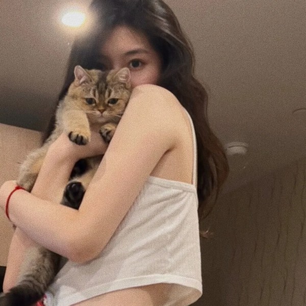 人物女生真人图片头像