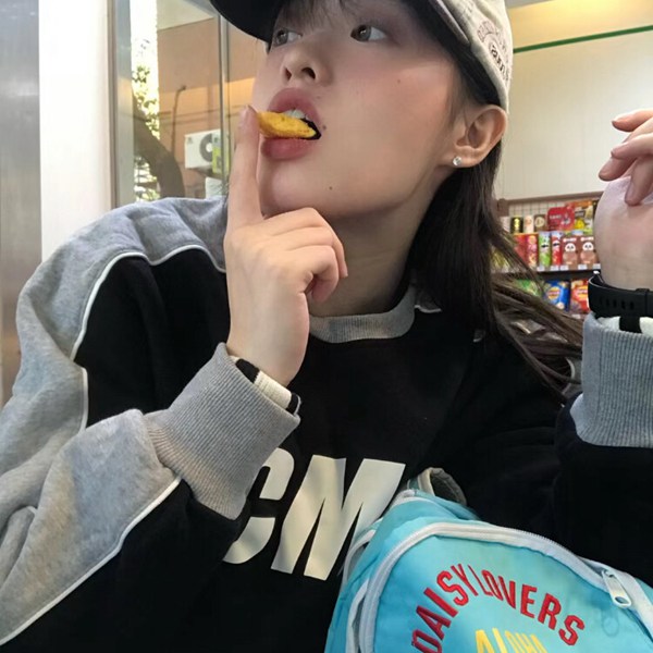 真人图片头像女生高清成熟