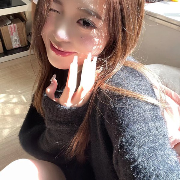 真人图片头像女生高清成熟