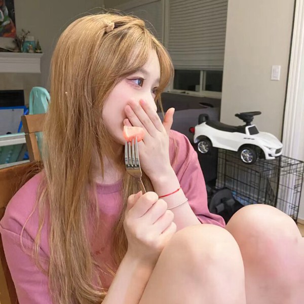 女生漂亮真人图片头像可爱