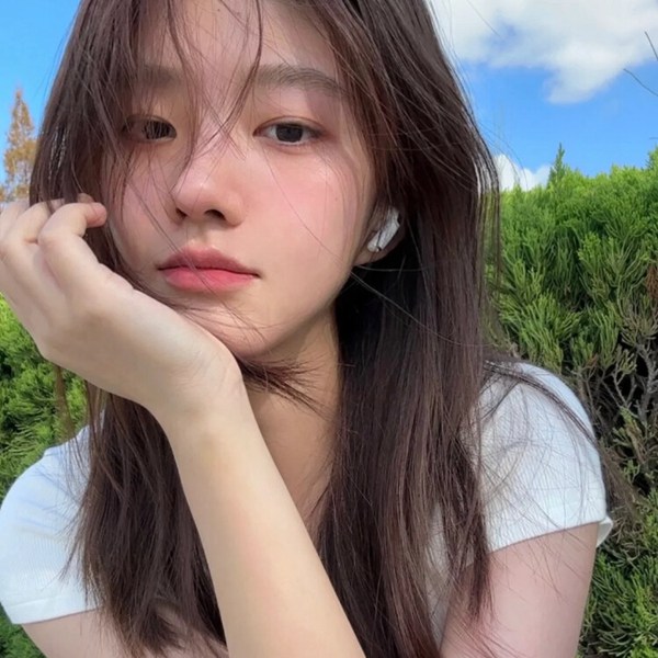 普通女生图片头像真人照片