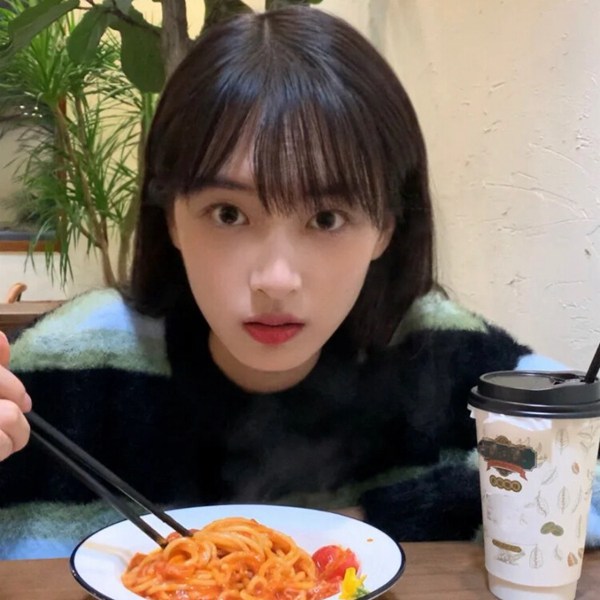 普通女生图片头像真人照片