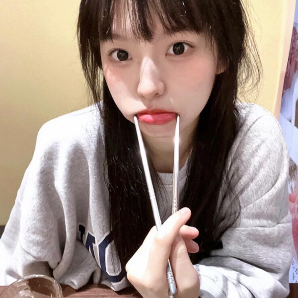甜美时尚女生图片头像真人