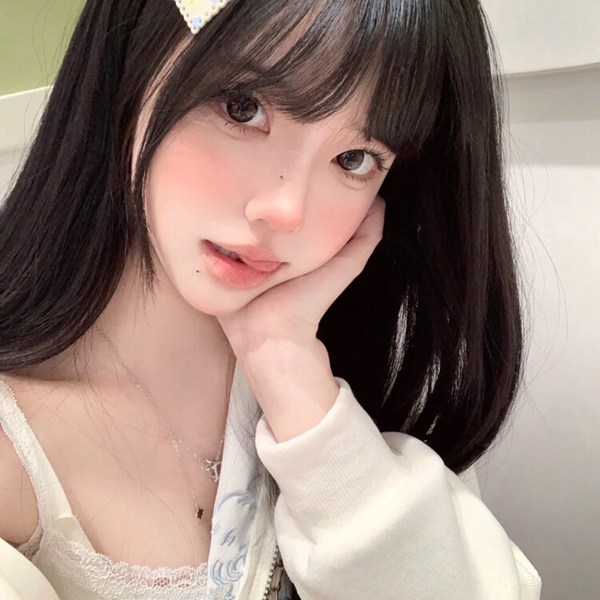 甜美时尚女生图片头像真人