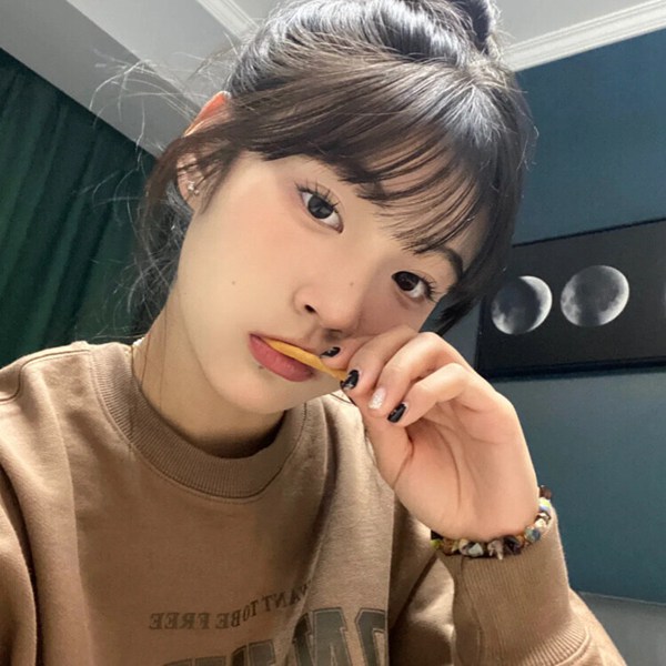 最好看的真人女生图片头像