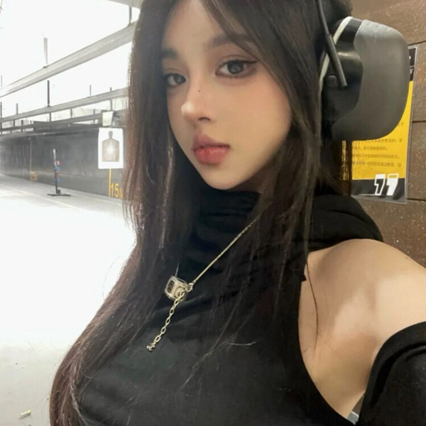 最好看的真人女生图片头像