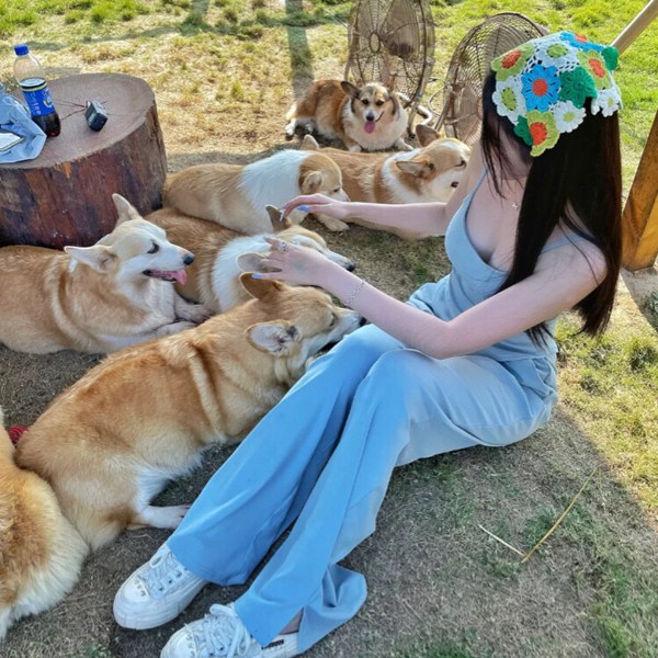 女生朋友圈真人图片头像