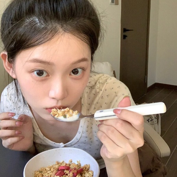 女生真实发型真人图片头像