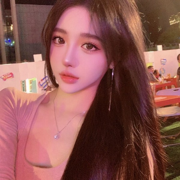 女生好看清纯图片头像真人