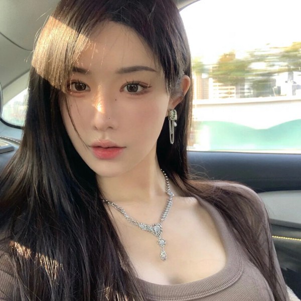 高清女生真人图片头像