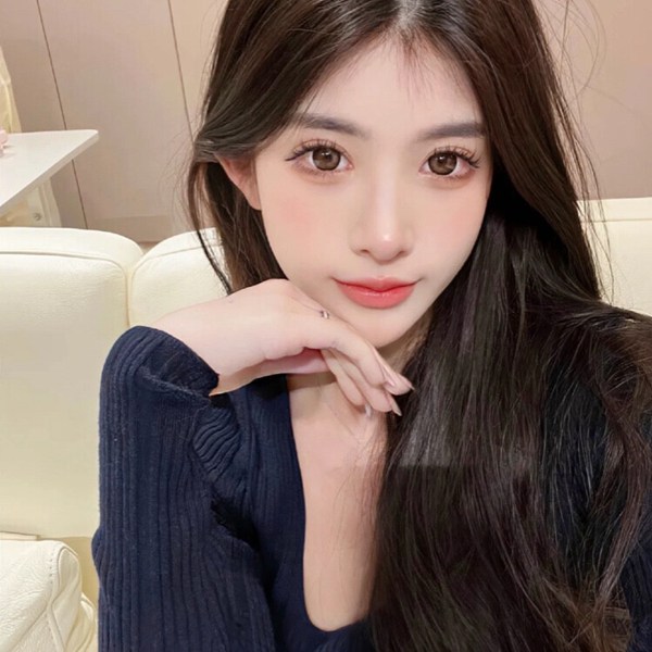 2025最新女生图片头像真人