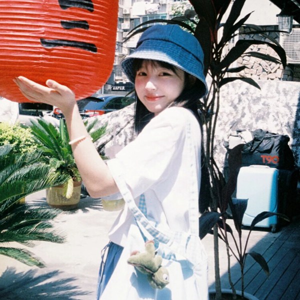 真实图片头像真人女生