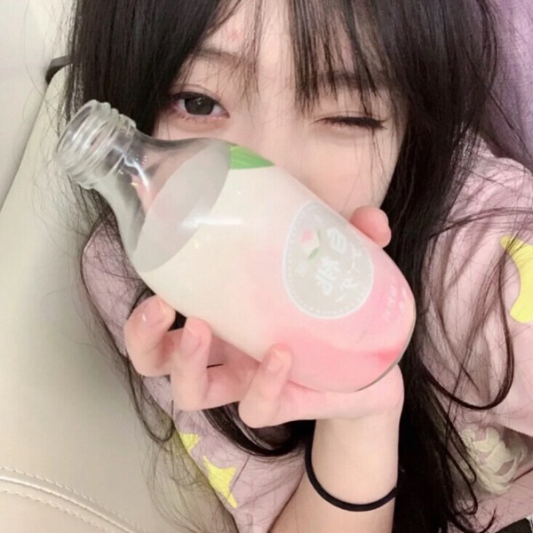特殊女生图片头像真人