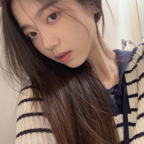 柔软女生图片头像真人