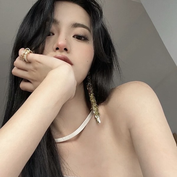 女生真人露脸图片头像