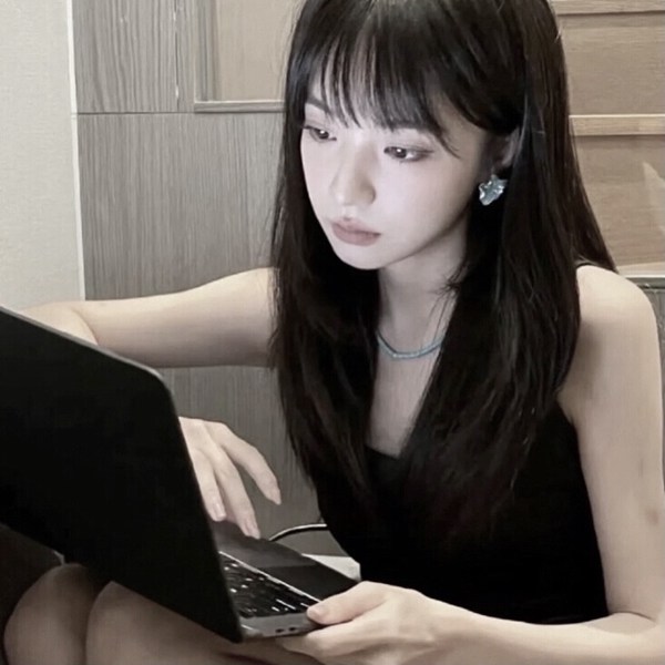 女生真人露脸图片头像