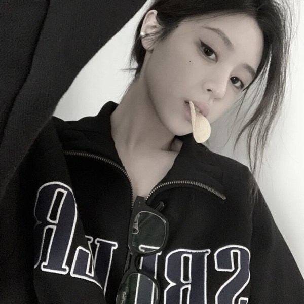 女生真人露脸图片头像