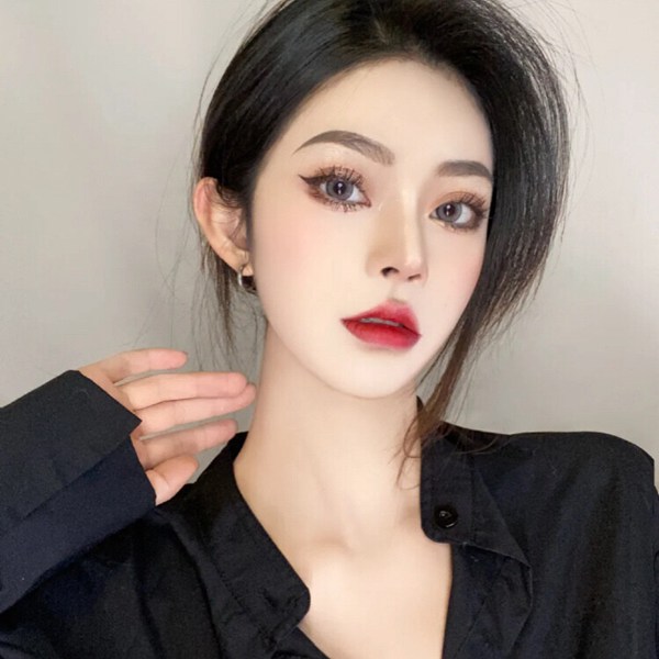 女生真人现代图片头像